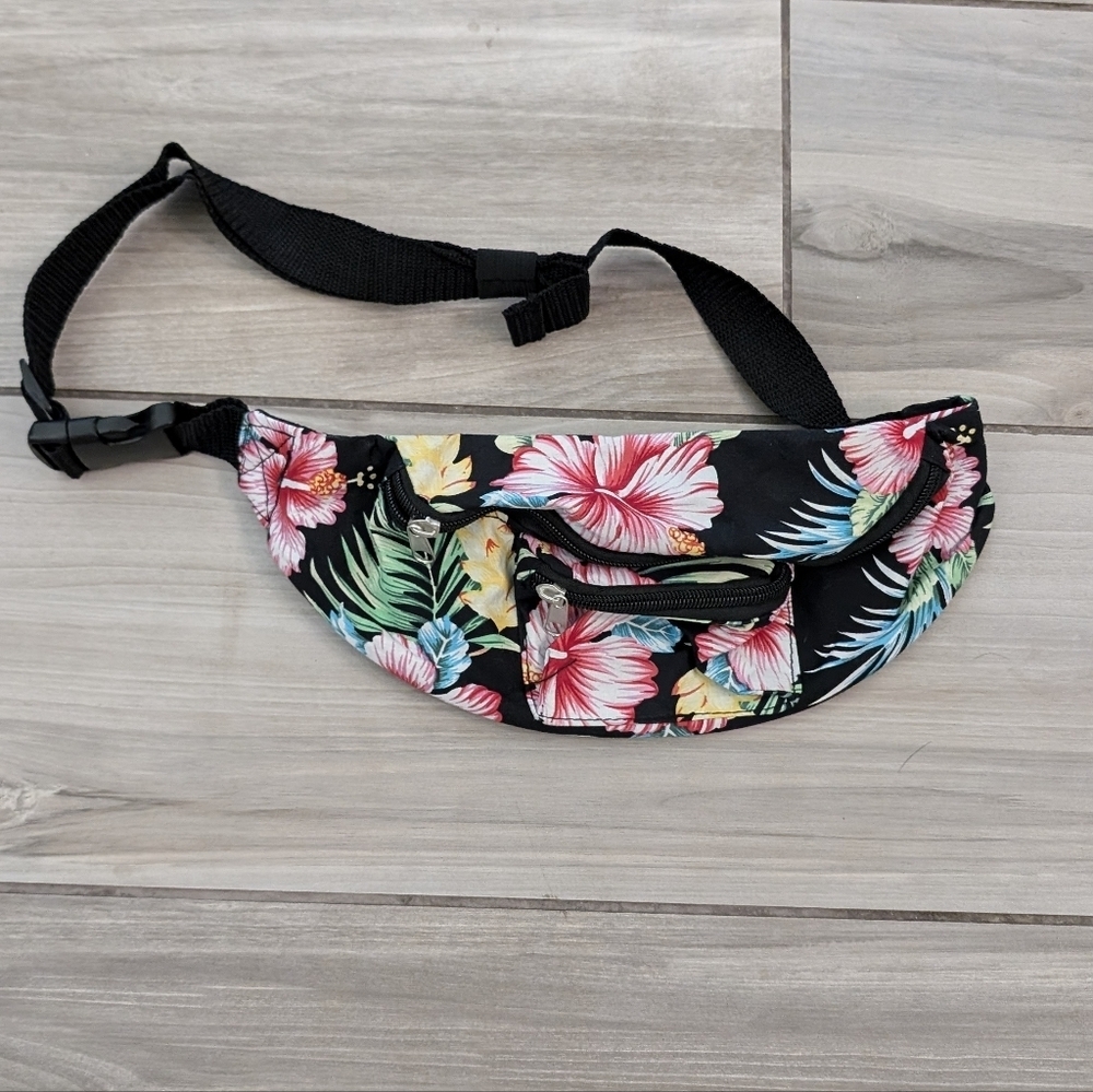 Lightweight Floral Fanny Pack